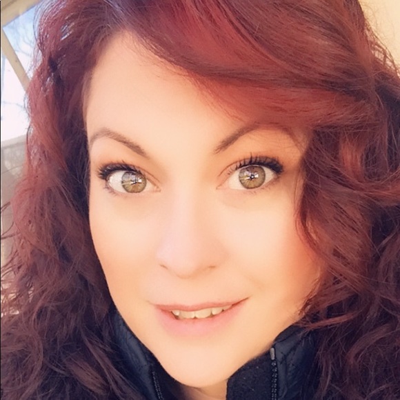 Meet your Posher, Reannan - Picture 2 of 2